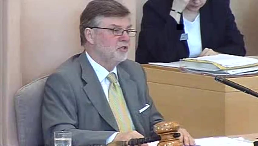 Stillbild från debatten i kammaren
