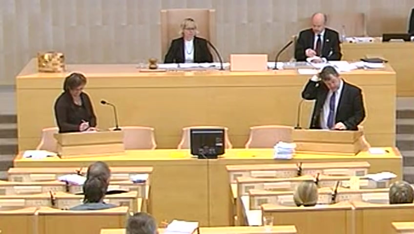 Stillbild från debatten i kammaren