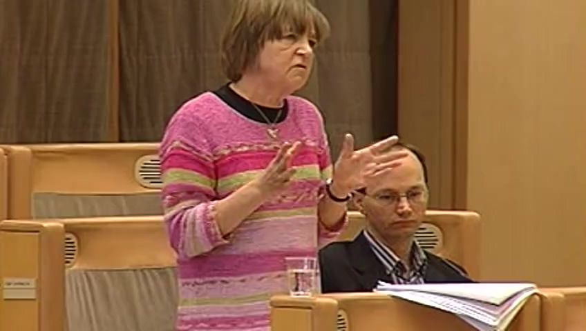 Stillbild från Debatt om förslag: Sparandedirektivet och kontrolluppgifter, m.m. (prop. 2004/05:113)