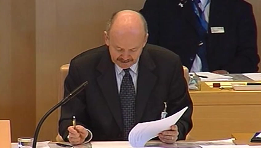 Stillbild från debatten i kammaren