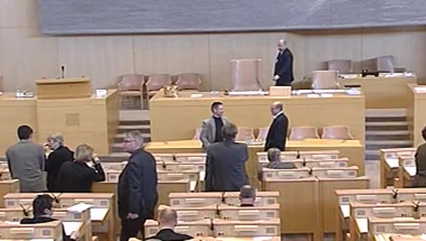 Stillbild från debatten i kammaren