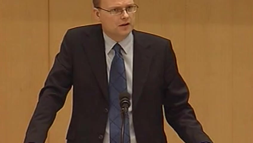 Stillbild från debatten i kammaren