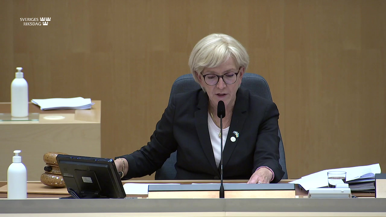 Stillbild från debatten i kammaren