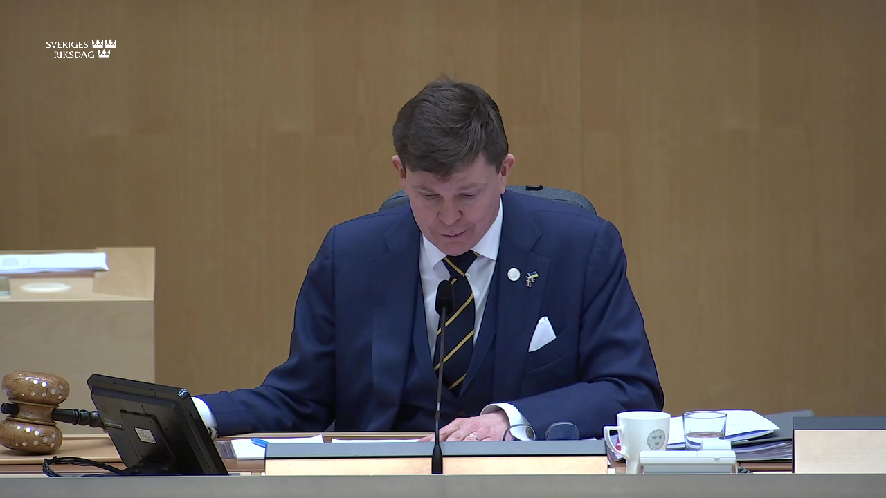 Stillbild från debatten i kammaren