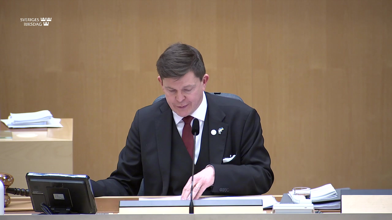 Stillbild från debatten i kammaren