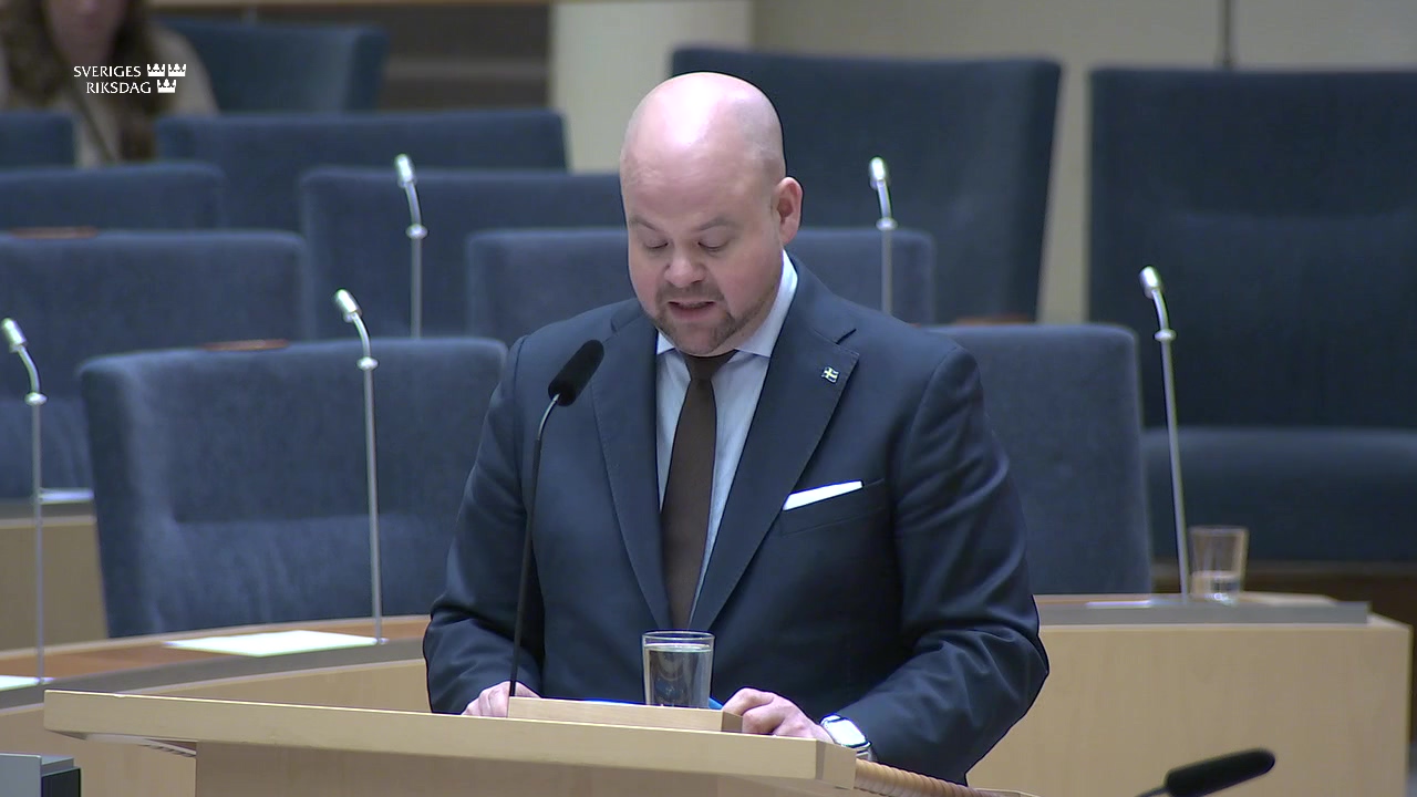 Stillbild från Interpellationsdebatt: Djurvälfärd i djurparker