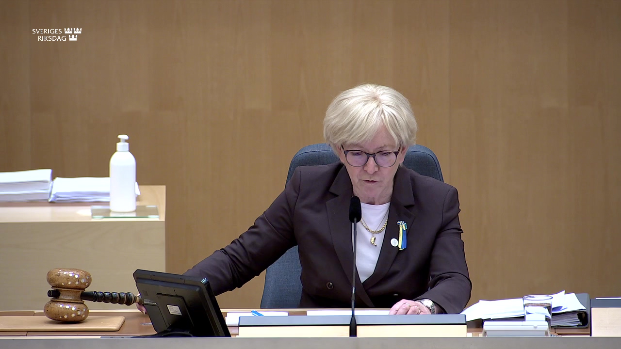 Stillbild från debatten i kammaren