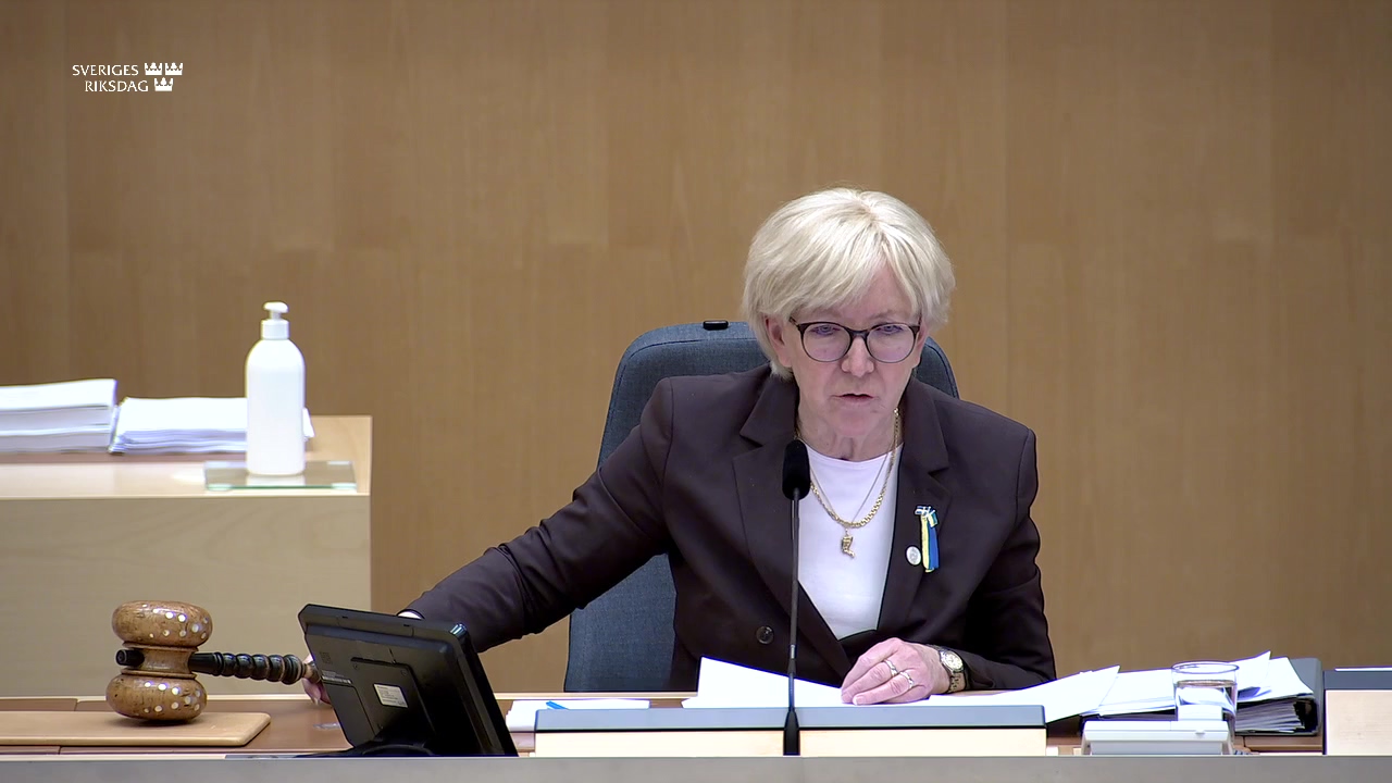 Stillbild från debatten i kammaren