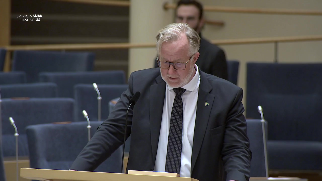 Stillbild från Interpellationsdebatt: Arbetsmarknadsutbildningar