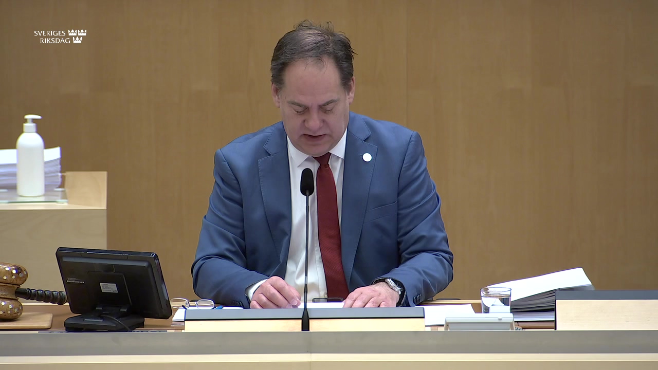 Stillbild från Debatt om förslag: Riksrevisionens rapport om regeringens underlag till riksdagen under pandemin