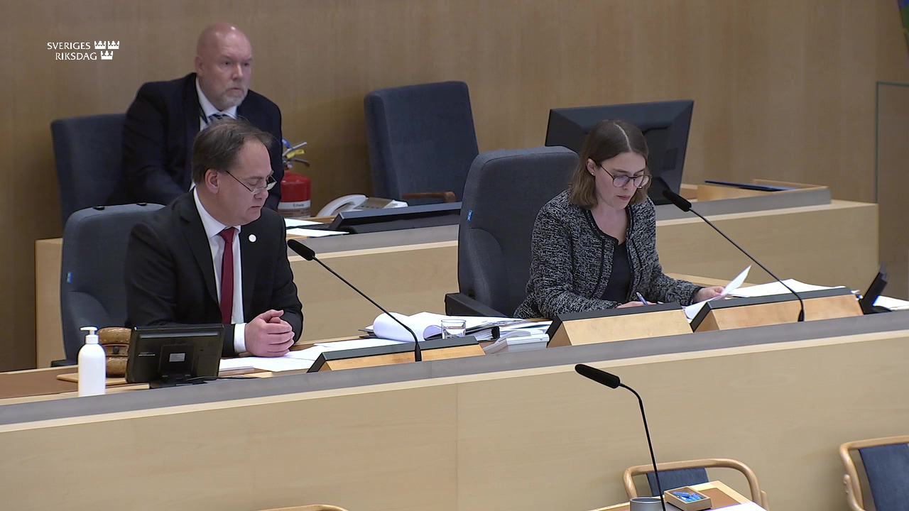 Stillbild från Beslut: Beslut: Militära frågor