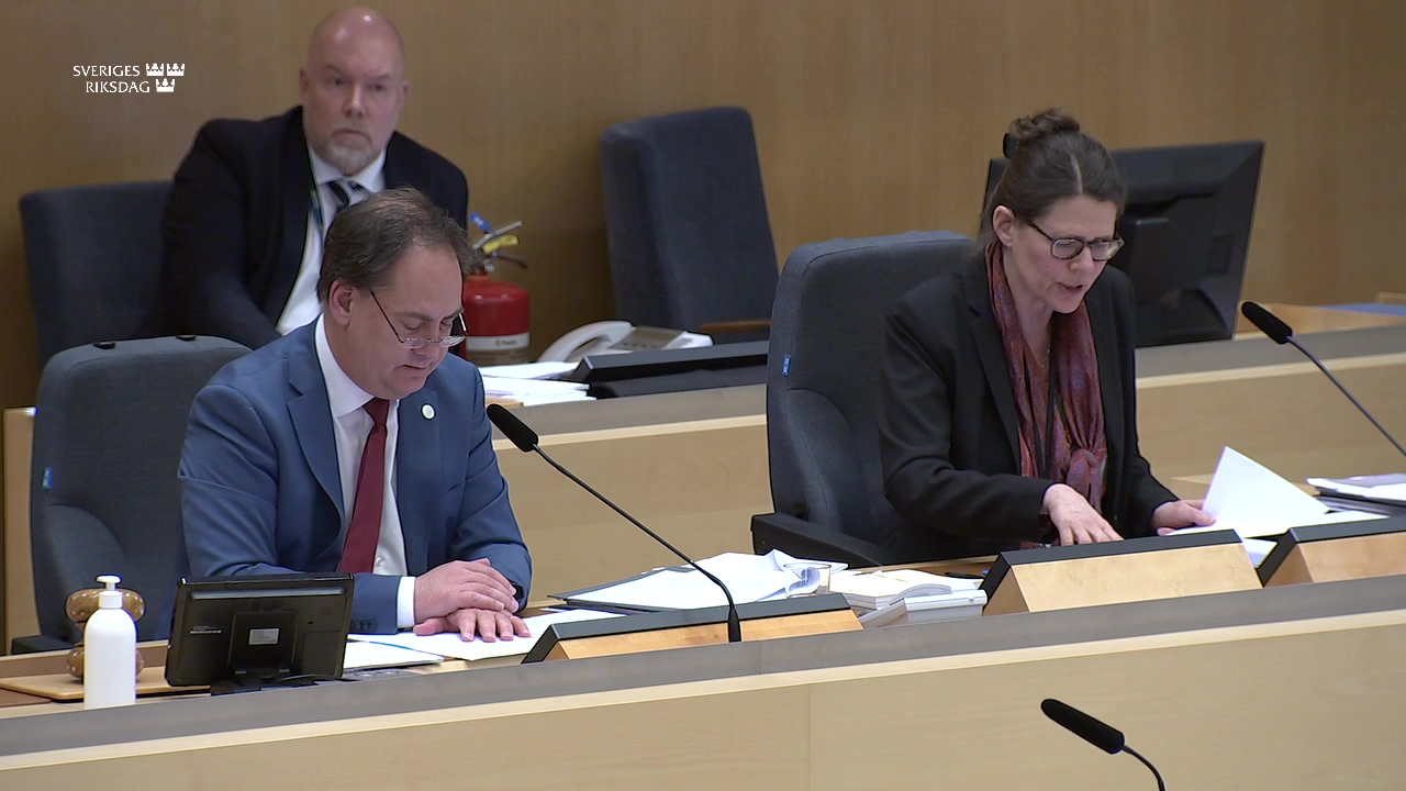 Stillbild från Beslut: Beslut: Offentlighet, sekretess och integritet