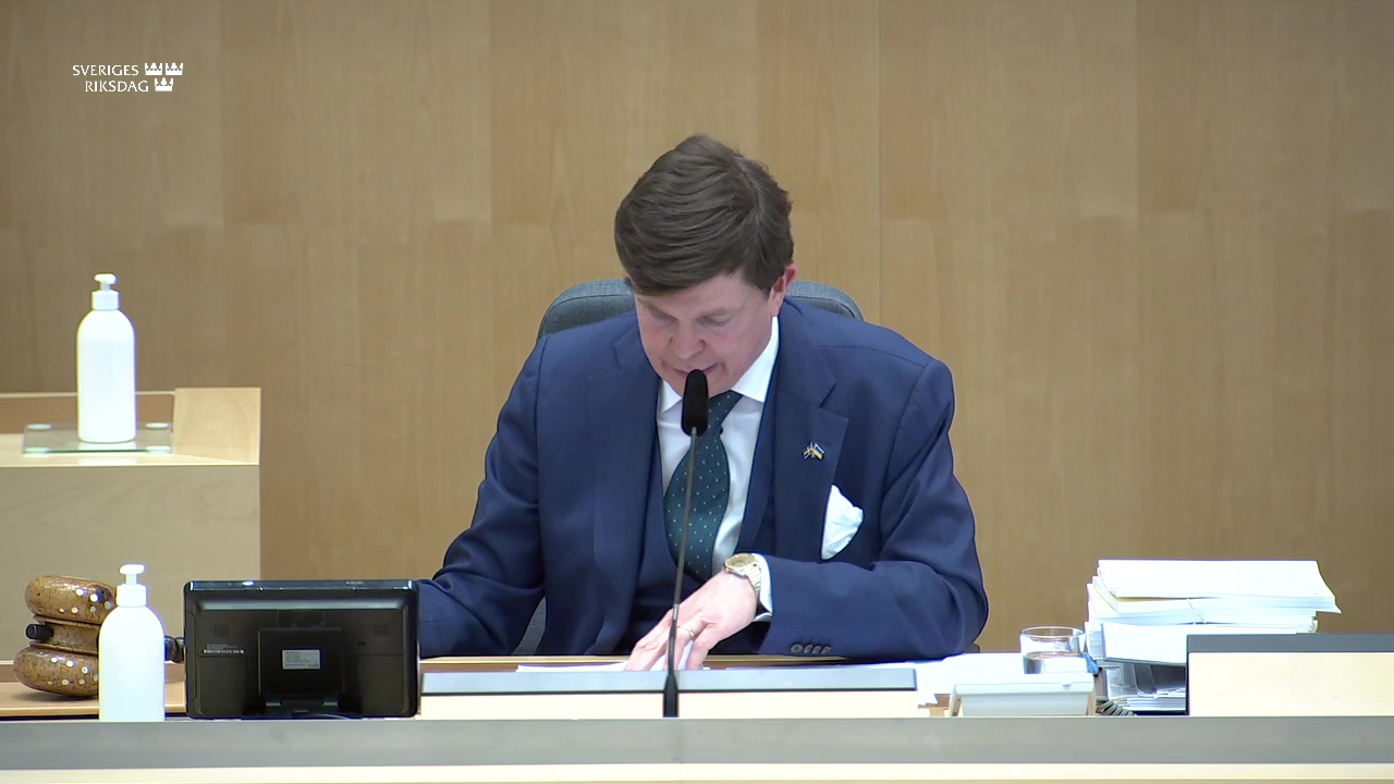 Stillbild från debatten i kammaren