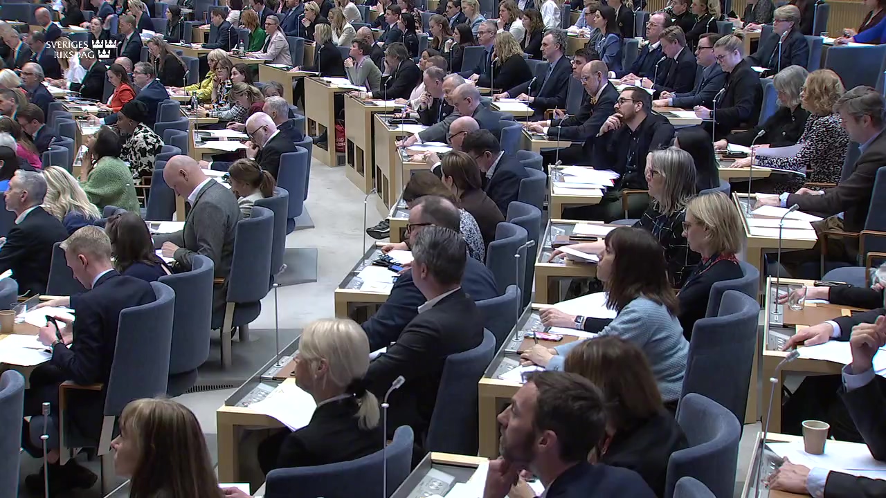 Stillbild från debatten i kammaren