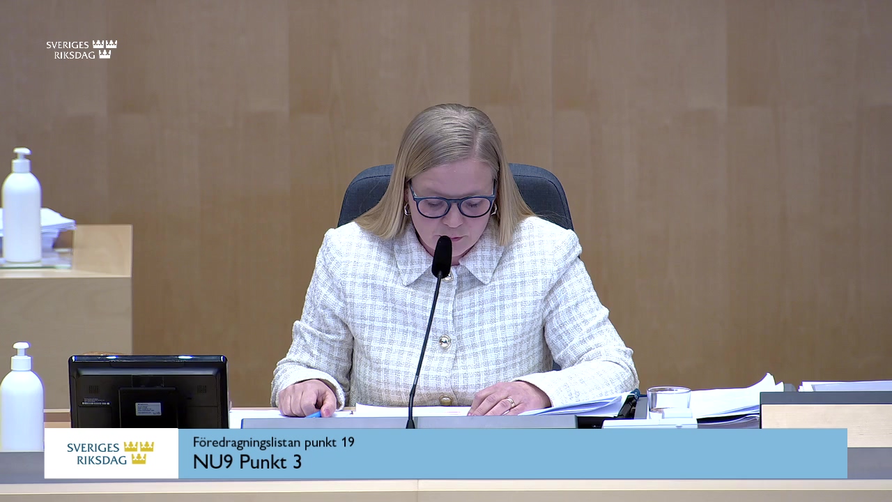 Stillbild från debatten i kammaren