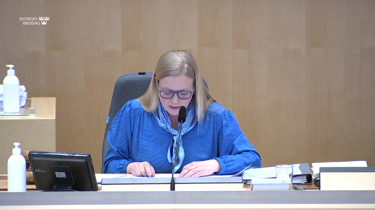Stillbild från debatten i kammaren