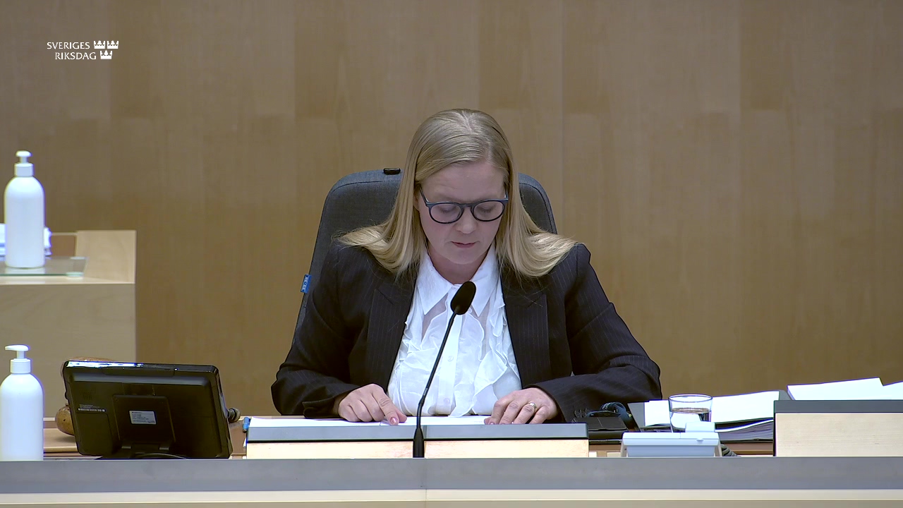 Stillbild från debatten i kammaren
