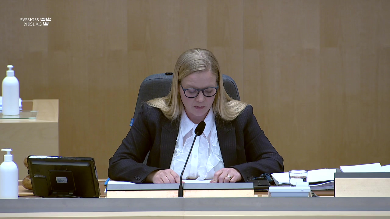 Stillbild från debatten i kammaren