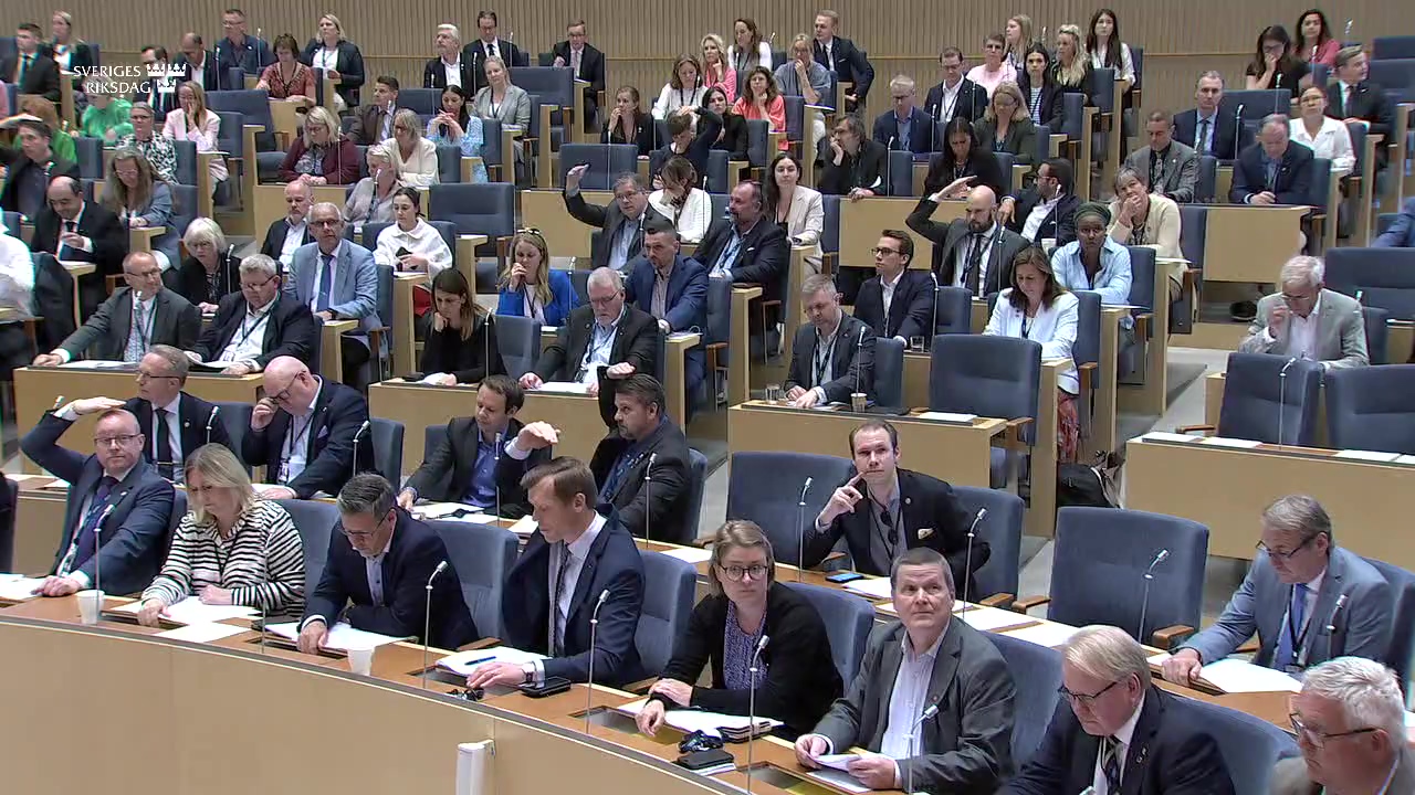 Stillbild från debatten i kammaren