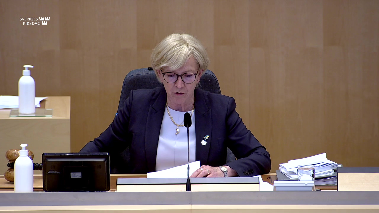 Stillbild från debatten i kammaren