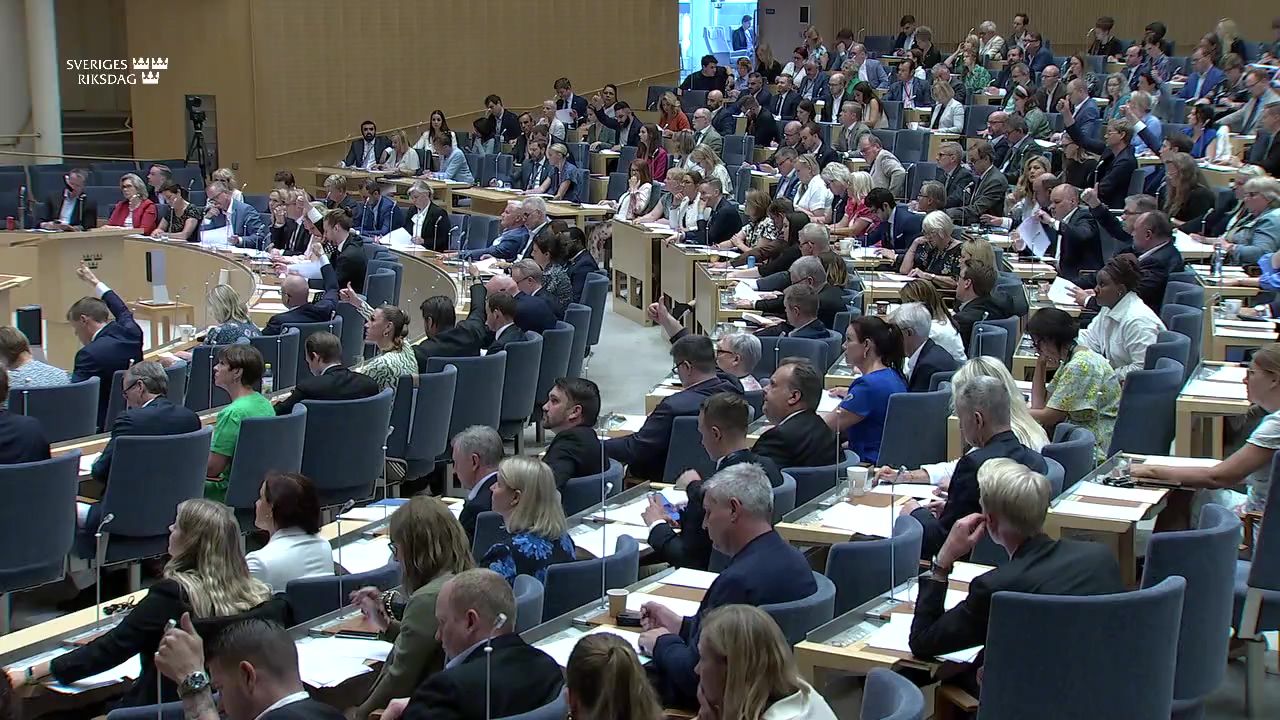 Stillbild från debatten i kammaren