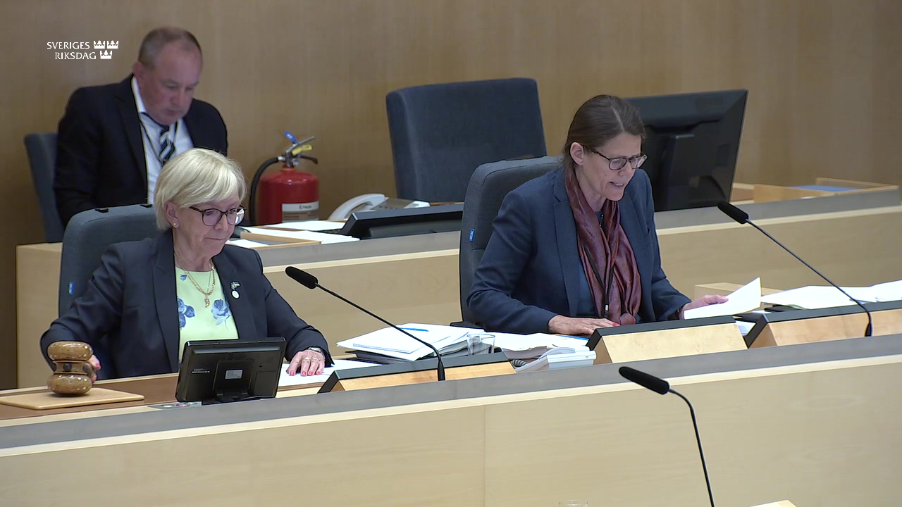 Stillbild från debatten i kammaren