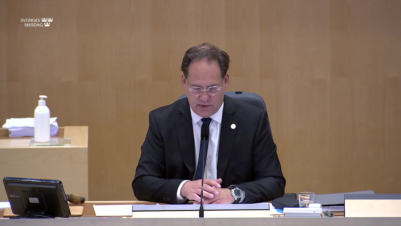 Stillbild från debatten i kammaren