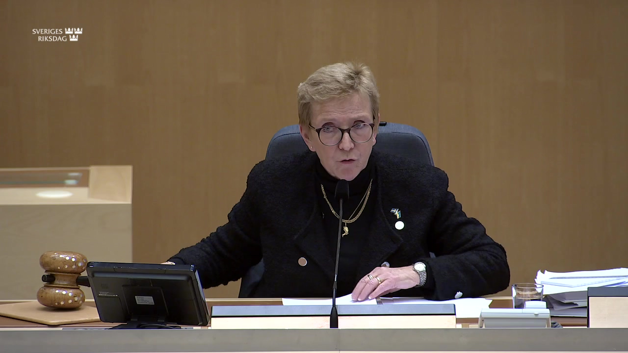 Stillbild från debatten i kammaren