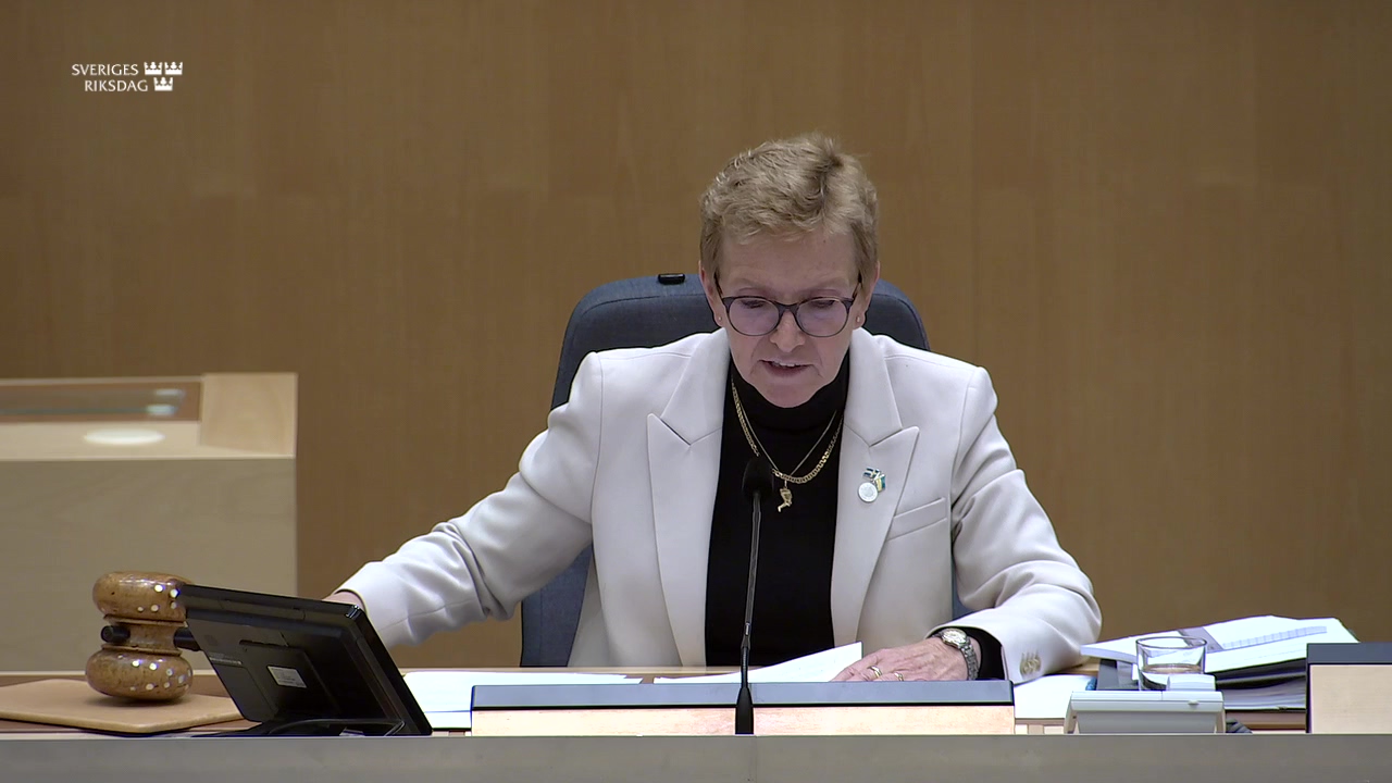 Stillbild från debatten i kammaren