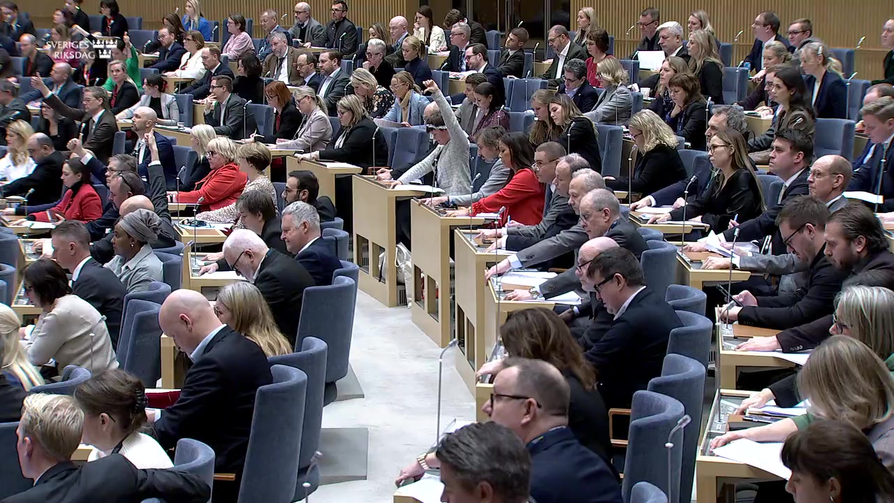 Stillbild från debatten i kammaren