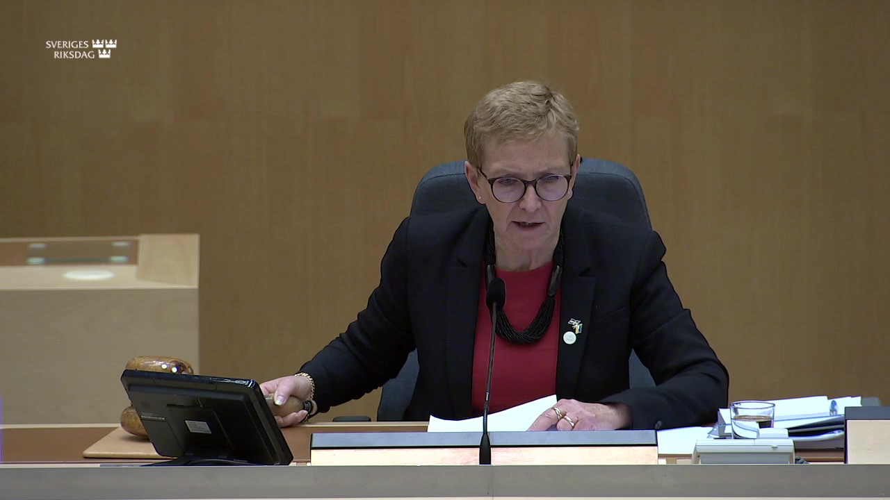 Stillbild från debatten i kammaren