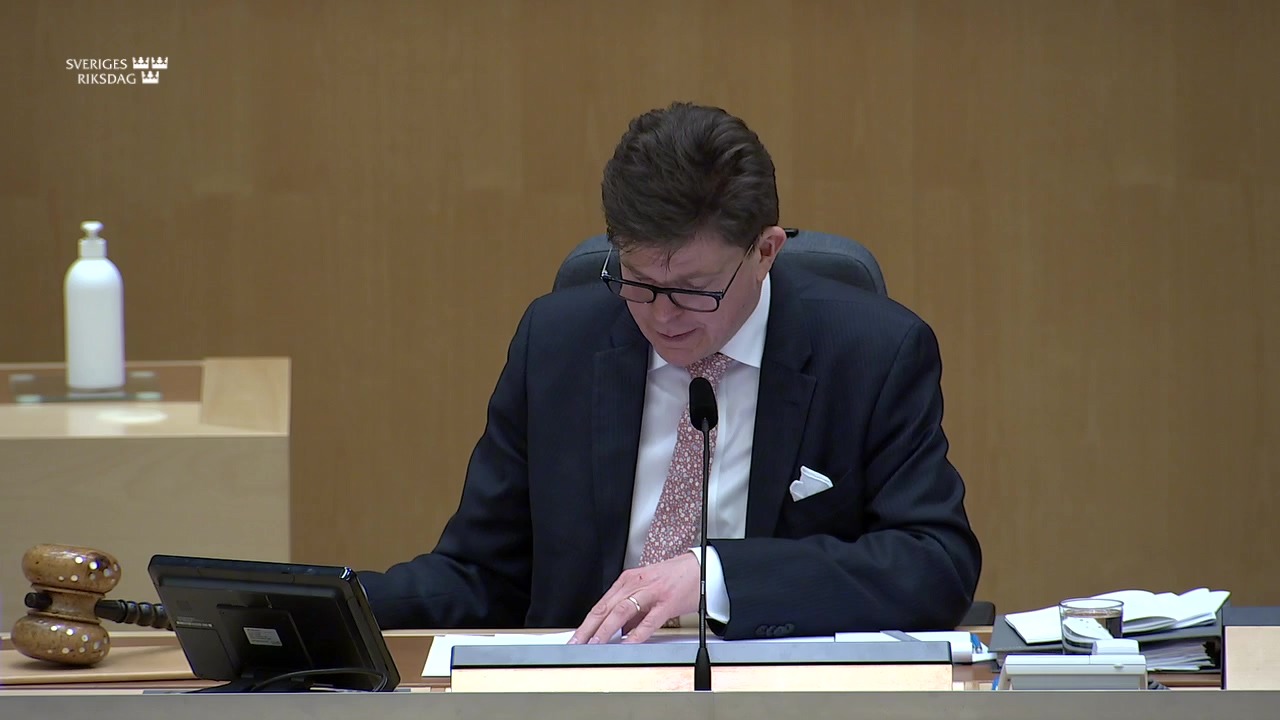 Stillbild från debatten i kammaren