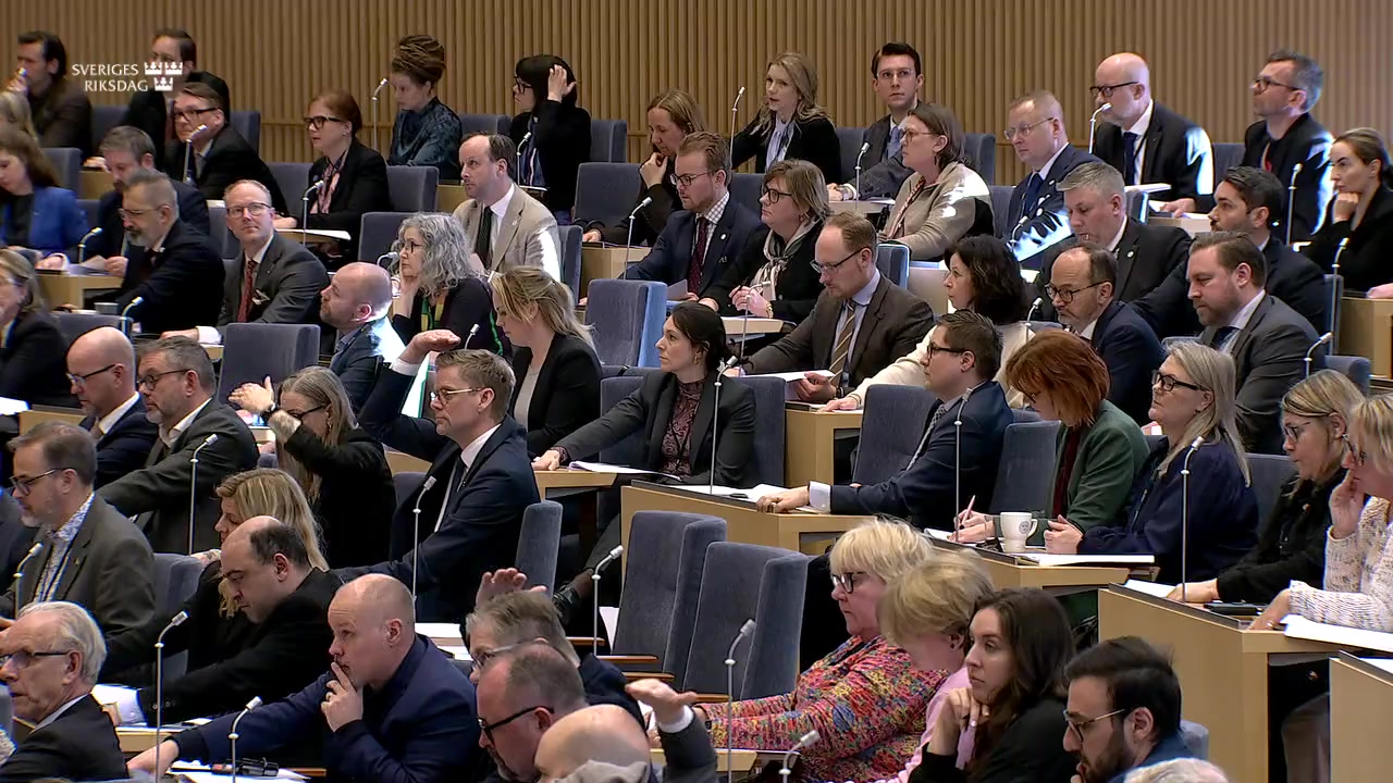 Stillbild från debatten i kammaren