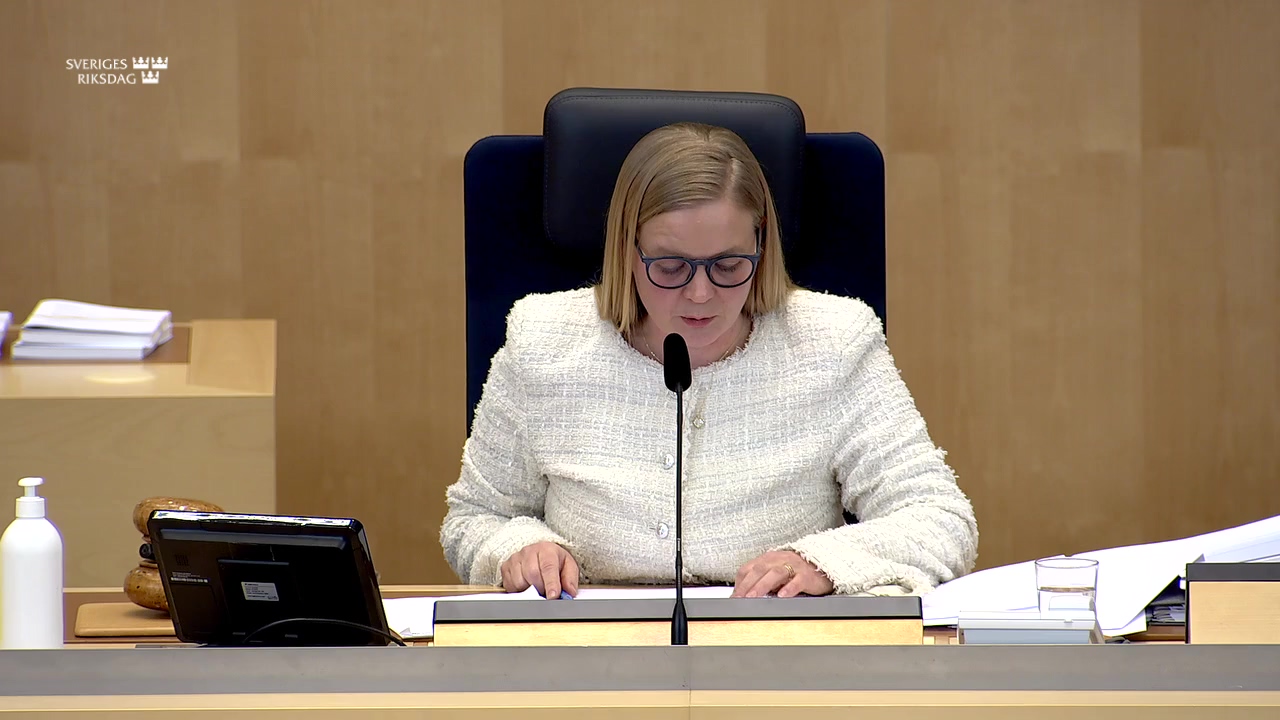 Stillbild från debatten i kammaren