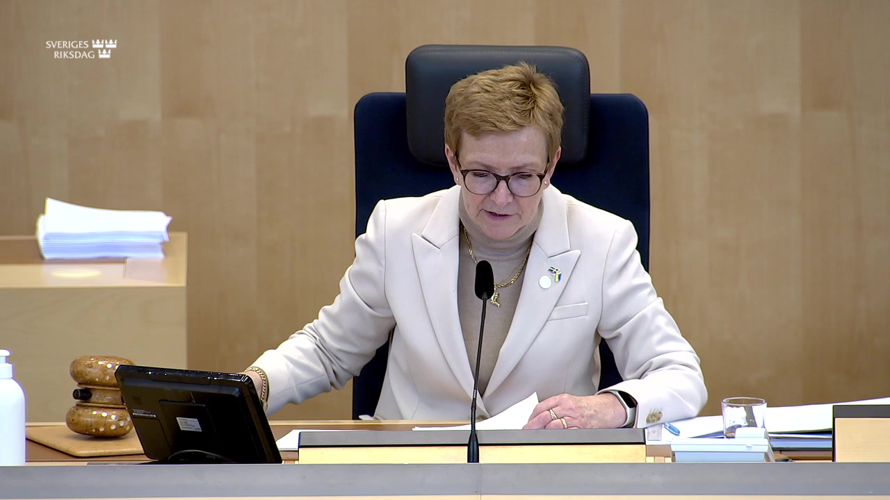 Stillbild från debatten i kammaren