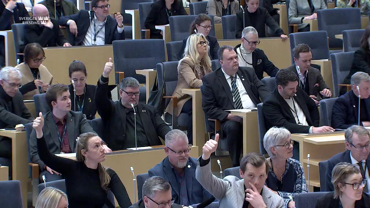 Stillbild från debatten i kammaren