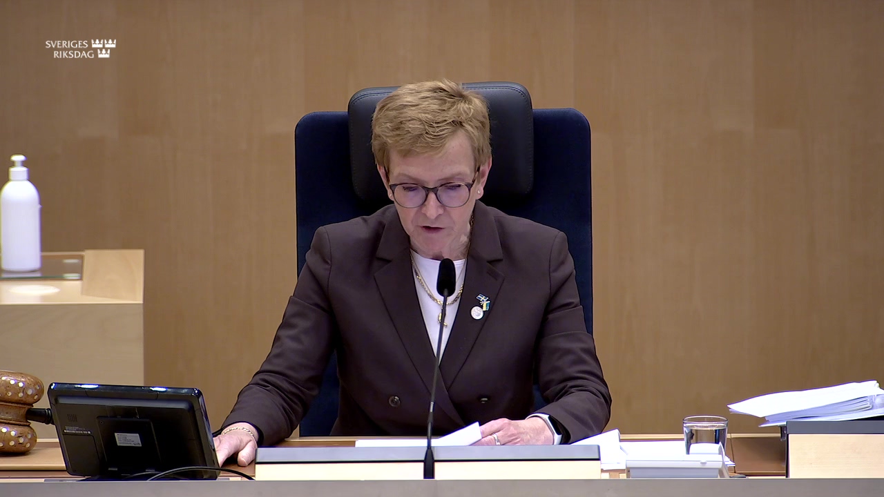 Stillbild från debatten i kammaren
