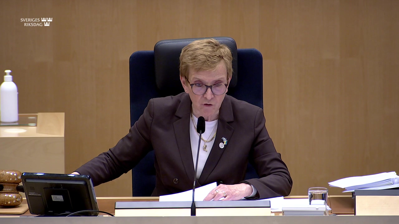 Stillbild från debatten i kammaren