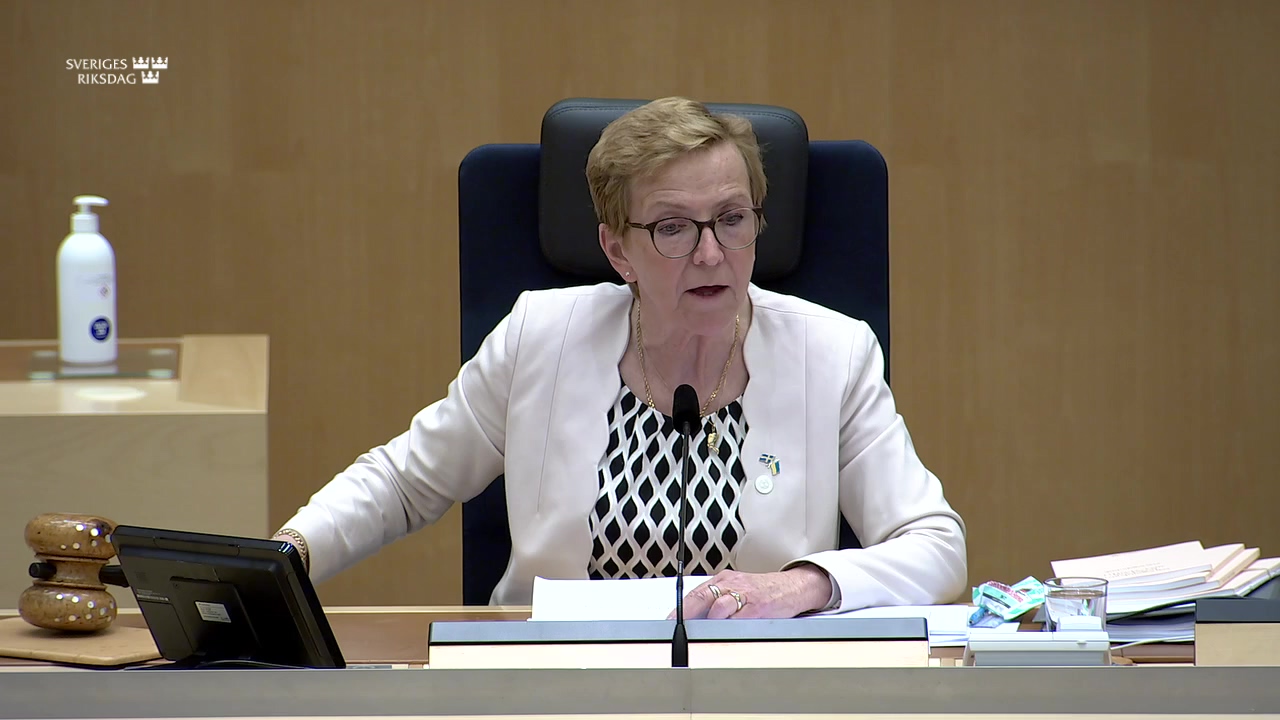 Stillbild från debatten i kammaren
