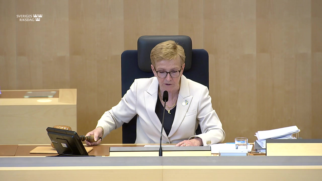 Stillbild från debatten i kammaren