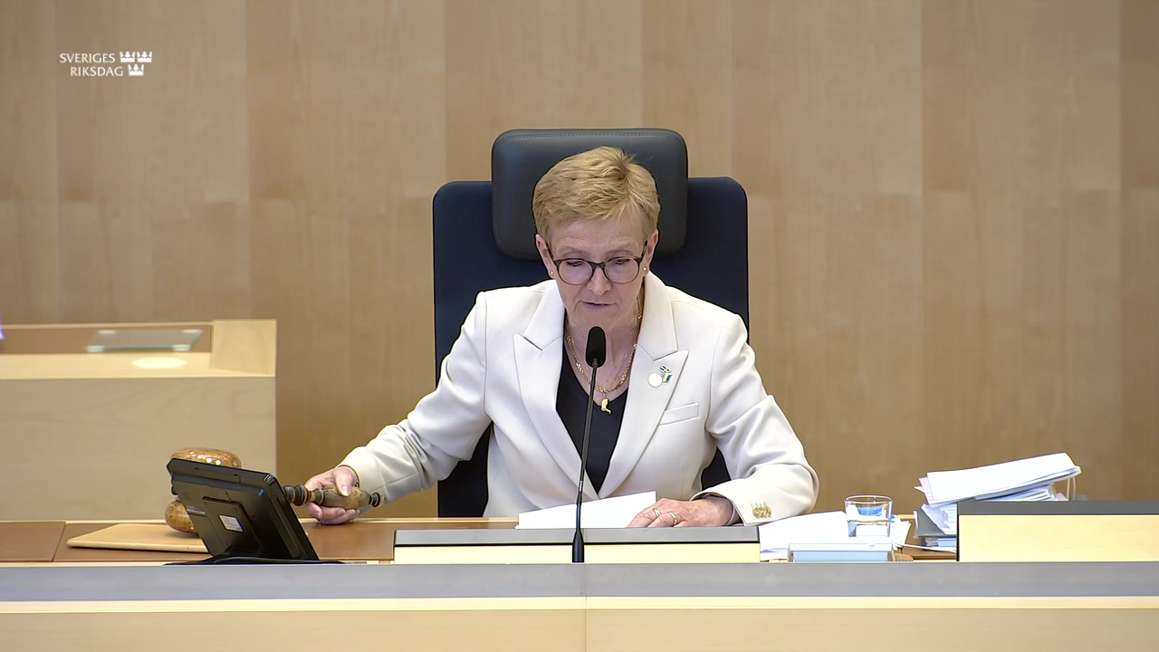 Stillbild från debatten i kammaren
