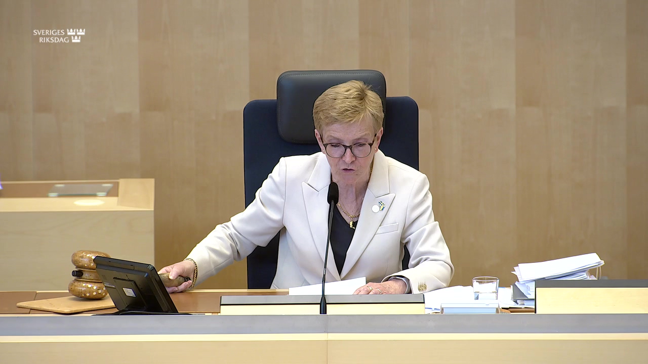 Stillbild från debatten i kammaren