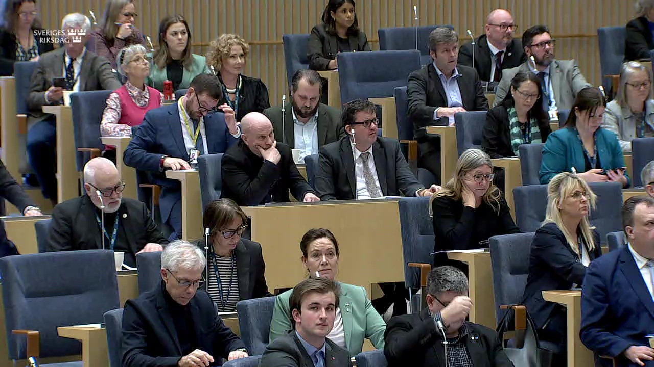 Stillbild från debatten i kammaren