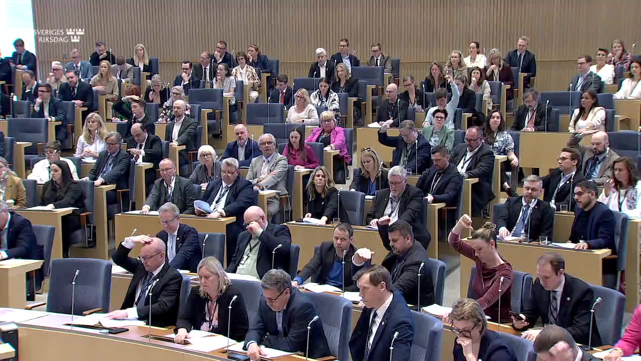 Stillbild från debatten i kammaren