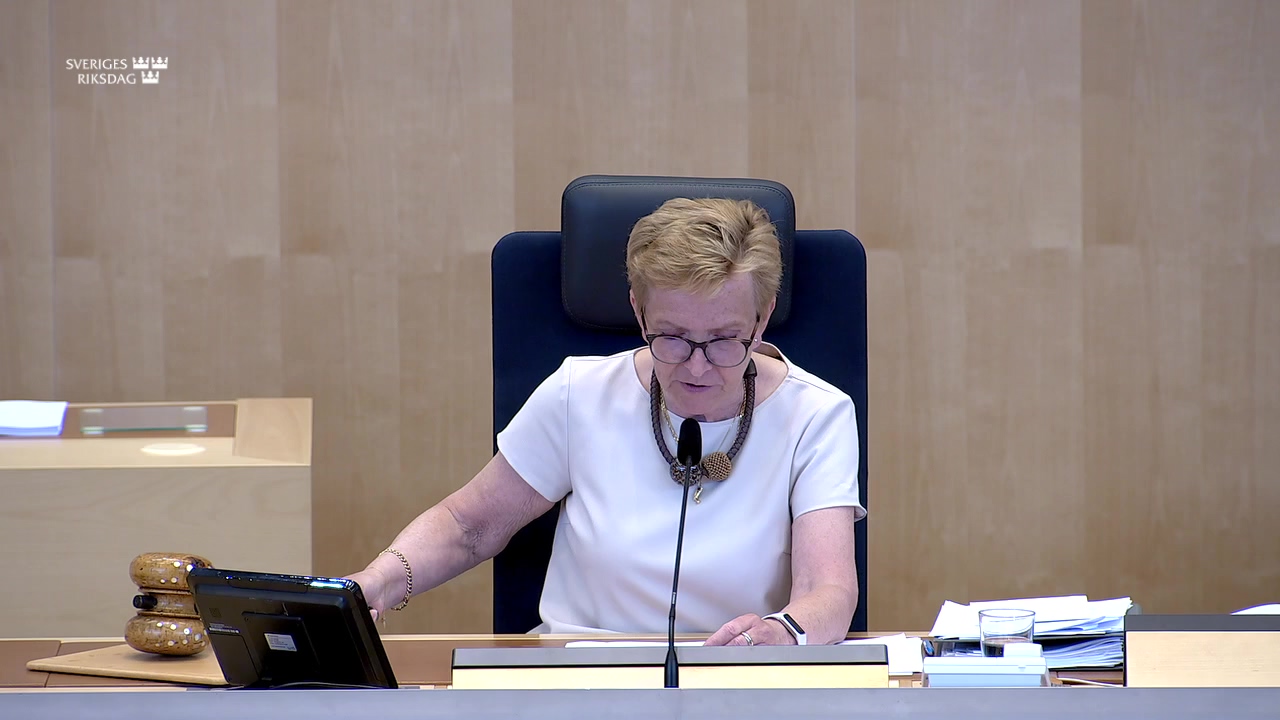 Stillbild från debatten i kammaren
