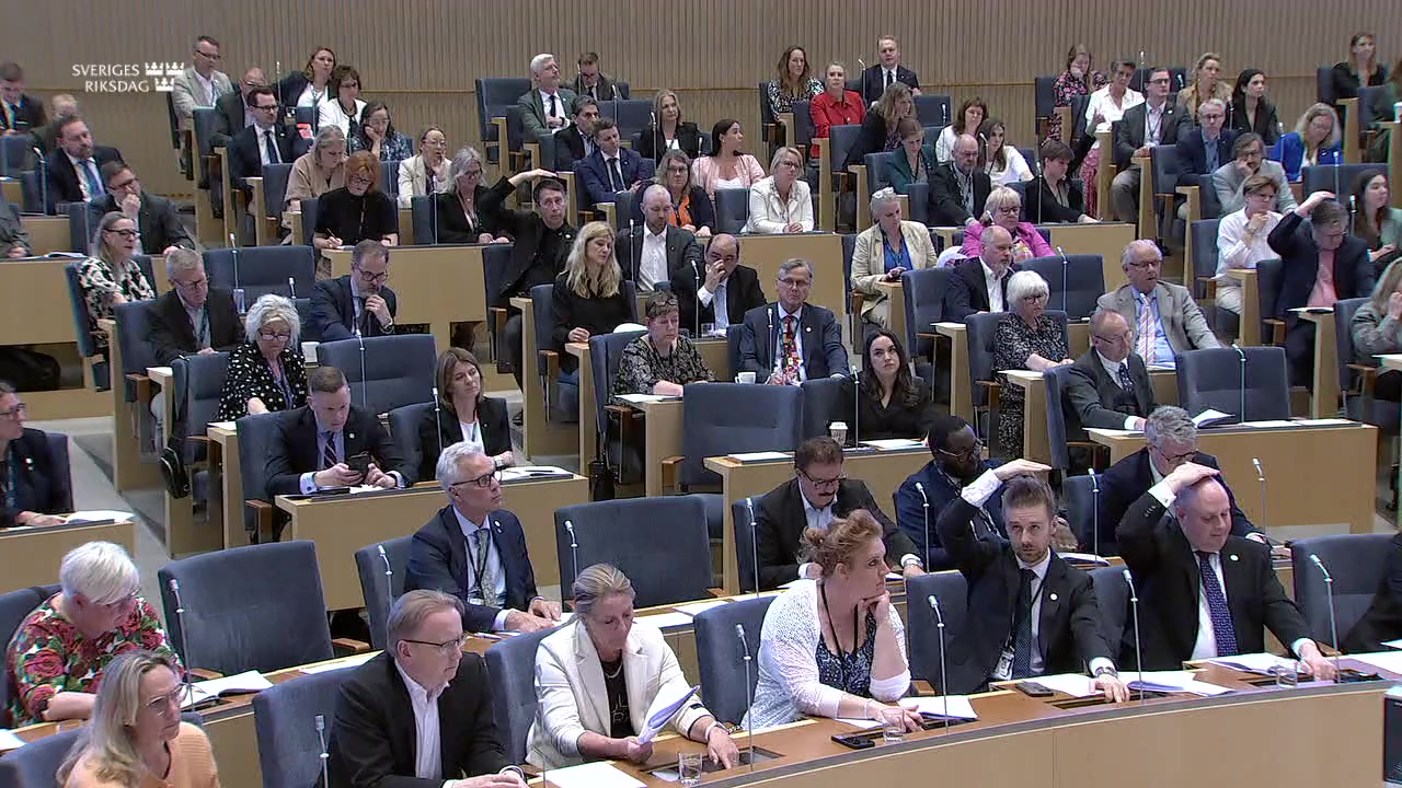 Stillbild från debatten i kammaren