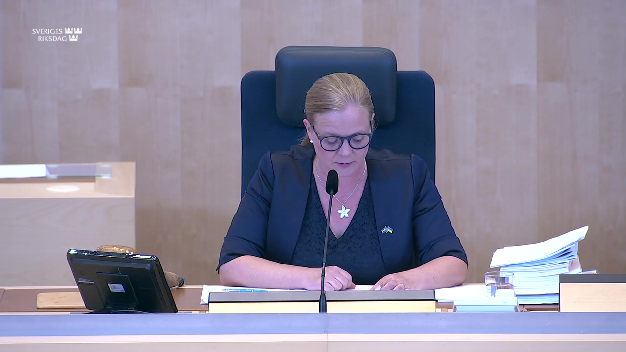 Stillbild från debatten i kammaren