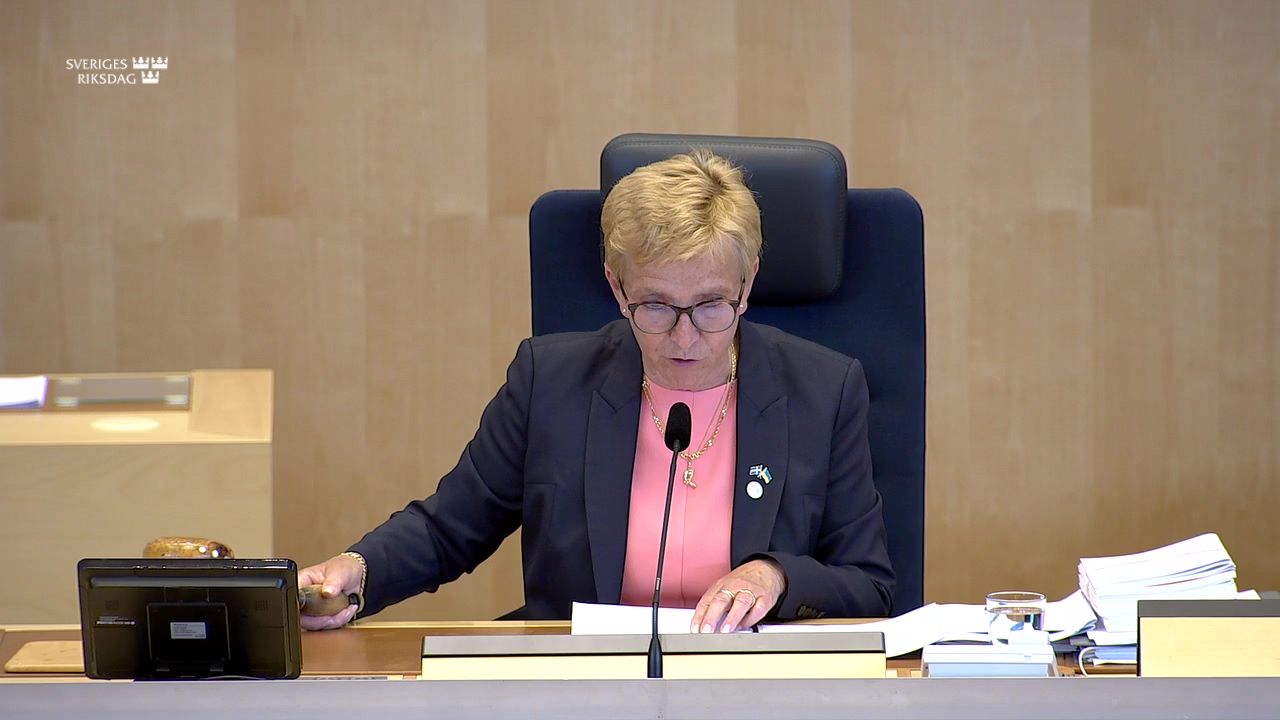 Stillbild från debatten i kammaren