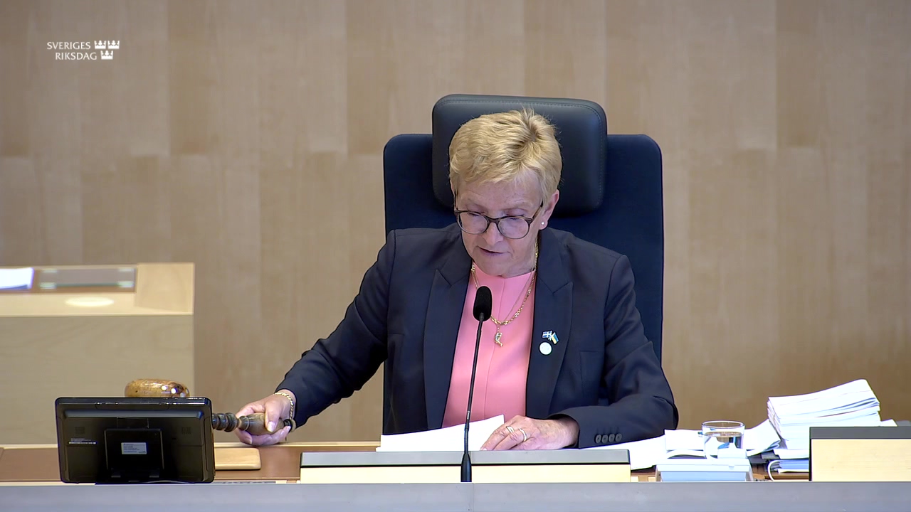 Stillbild från debatten i kammaren