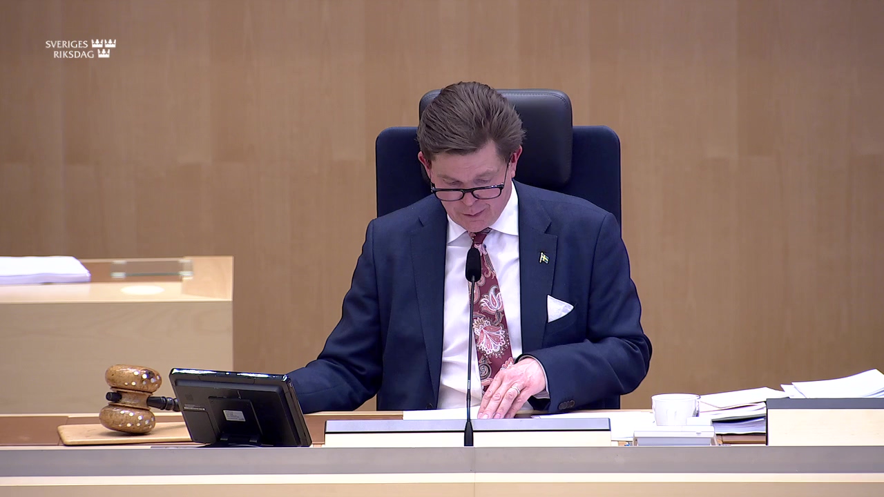 Stillbild från debatten i kammaren